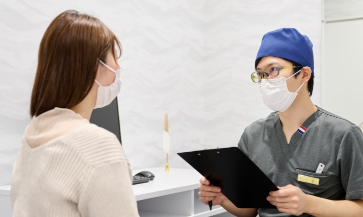 カウンセリング中の芝先生